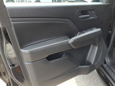 Used 2025 Chevrolet Colorado Trail Boss AWD/4WD image 10
