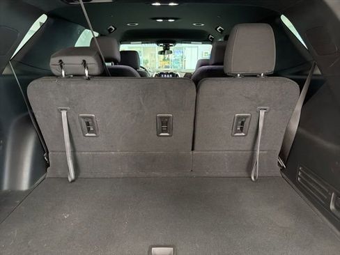 Certified 2023 Chevrolet Traverse LT FWD image 24