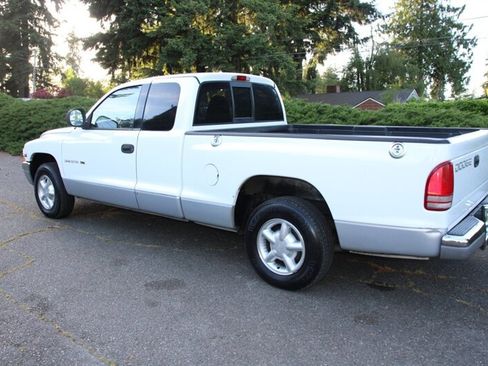 Used 1998 Dodge Dakota 2WD Club Cab image 4