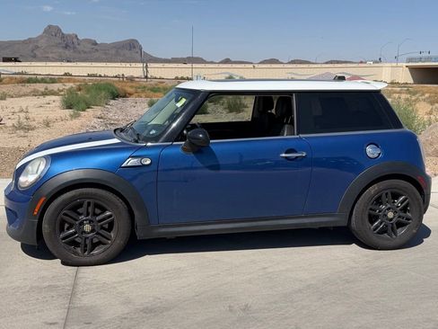 Used 2013 MINI Cooper S FWD image 4