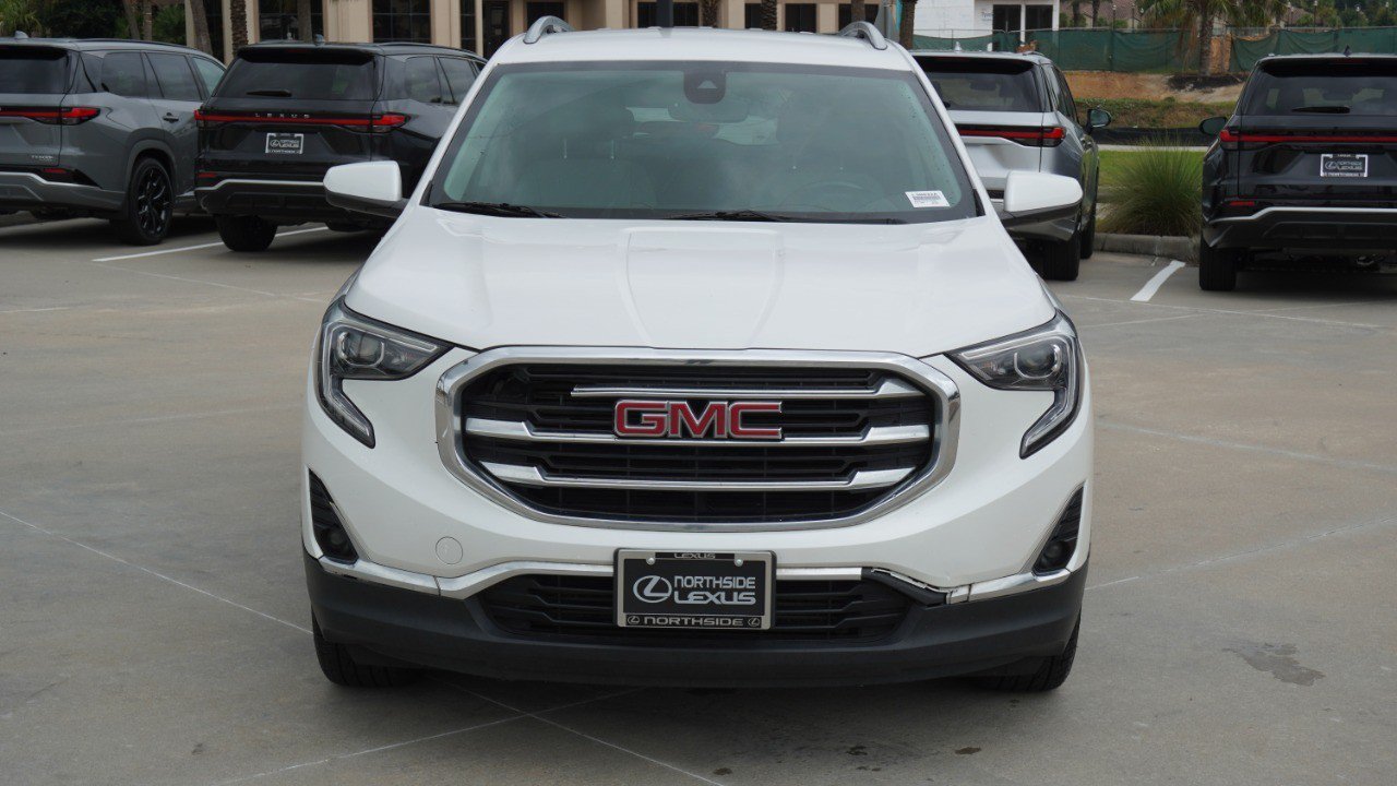 Used 2020 GMC Terrain SLT w/ Preferred Package FWD image 2