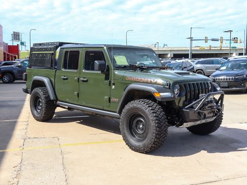 Used 2023 Jeep Gladiator Mojave w/ LED Lighting Group AWD/4WD image 4