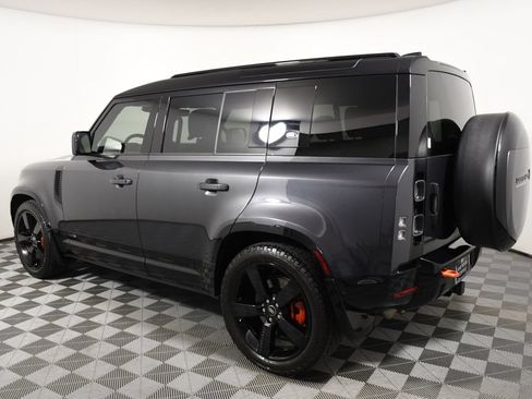 Used 2024 Land Rover Defender 110 X AWD/4WD image 3
