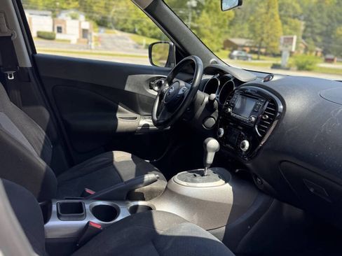 Used 2016 Nissan Juke SV AWD/4WD image 15