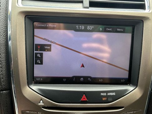Used 2013 Lincoln MKX AWD image 26