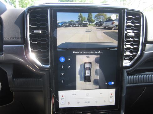 New 2025 Ford Ranger Lariat w/ Chrome Accent Package image 20