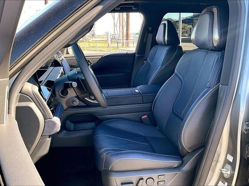 New 2026 INFINITI QX80 SPORT image 12