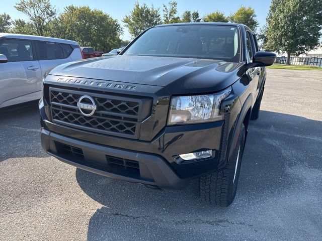 Used 2024 Nissan Frontier SV w/ Hardbody Edition AWD/4WD image 3