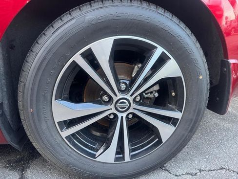 Used 2022 Nissan Sentra SV image 18