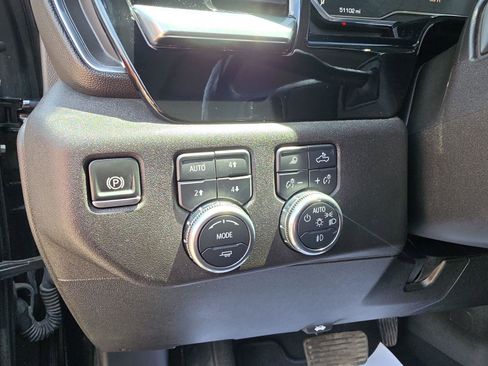 Used 2024 GMC Sierra 2500 SLT AWD/4WD image 17