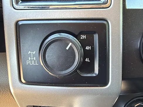 Used 2019 Ford F350 Lariat w/ Lariat Value Package AWD/4WD image 12
