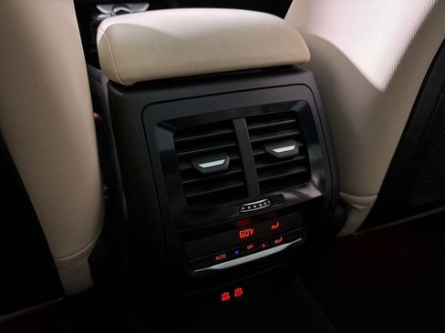 Used 2023 BMW X3 sDrive30i w/ Premium Package RWD image 31