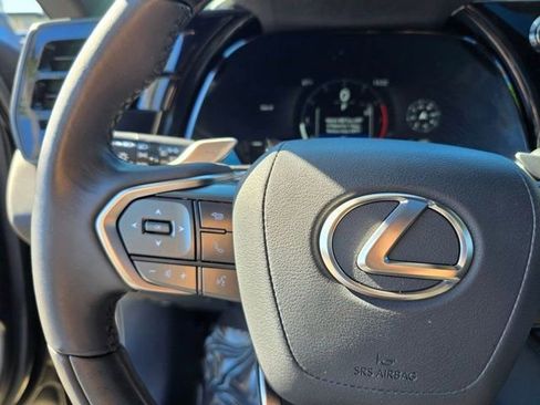 Used 2025 Lexus RX 350 Premium w/ Accessory Package (Z1) FWD image 18