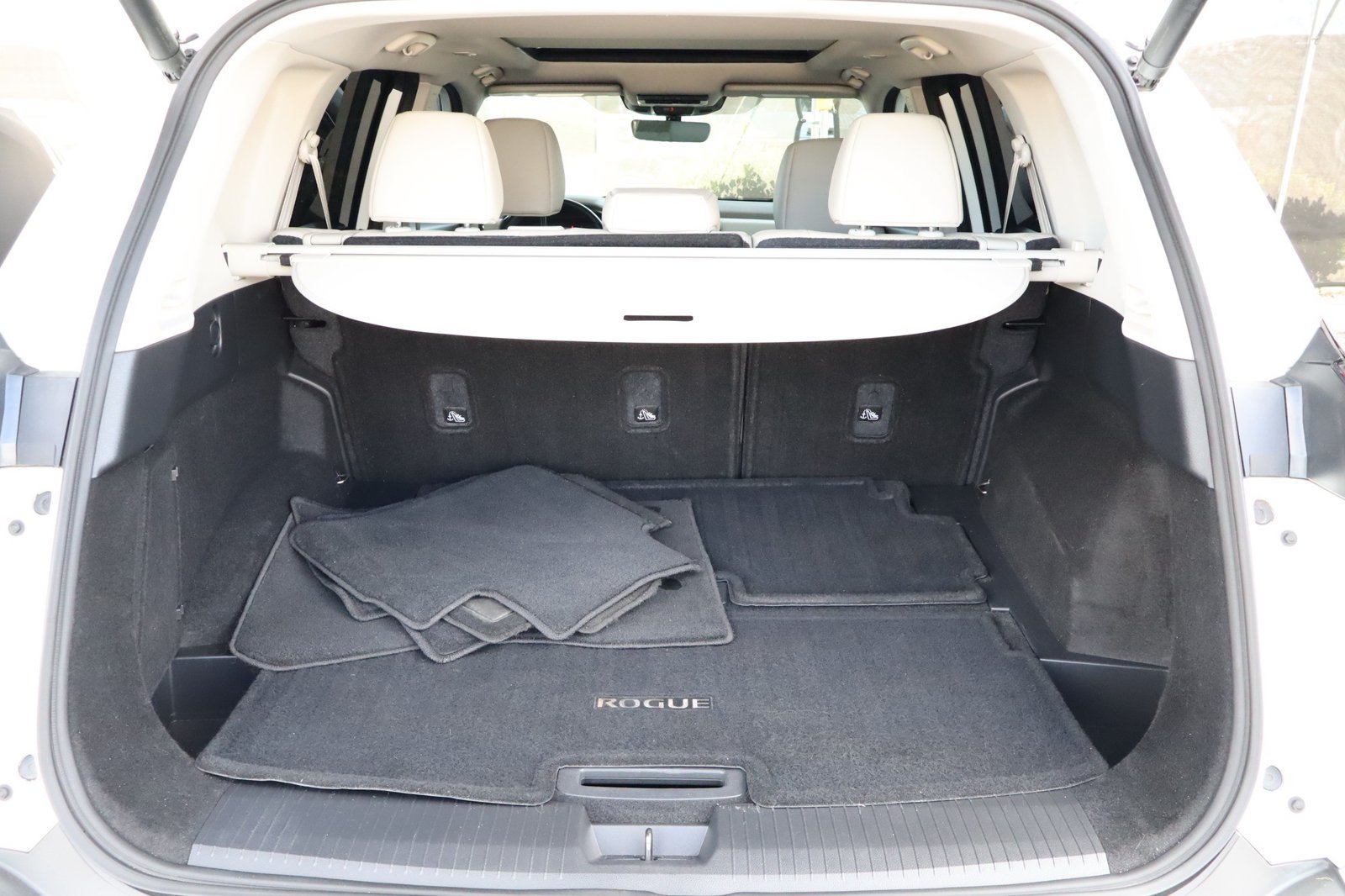 Used 2022 Nissan Rogue SL FWD image 39
