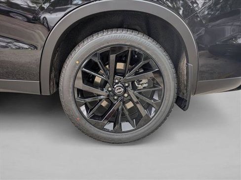 New 2026 Nissan Rogue SL AWD/4WD image 9