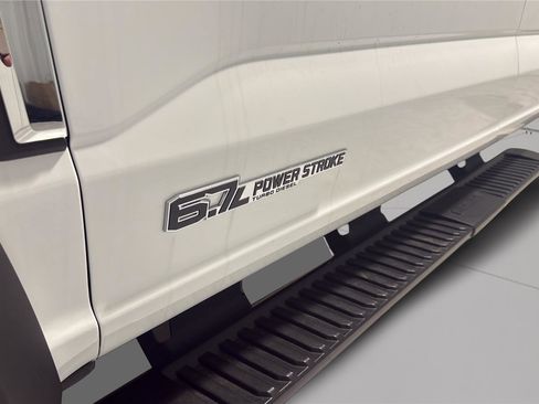 New 2026 Ford F550 4x4 SuperCab Super Duty image 24