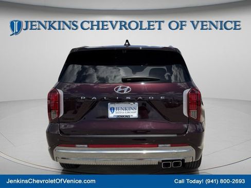 Used 2025 Hyundai Palisade Calligraphy image 6