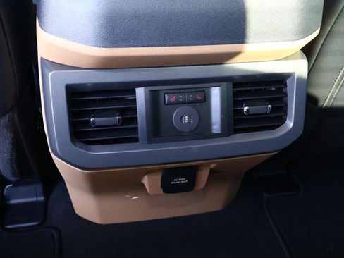 Used 2026 Ford F350 Lariat image 12