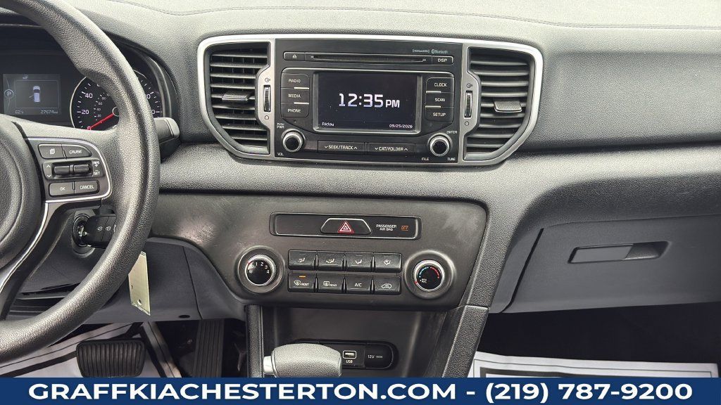 Used 2018 Kia Sportage LX AWD/4WD image 18