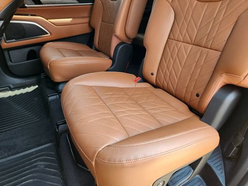 Certified 2025 Kia Telluride SX Prestige X-Line AWD/4WD image 25