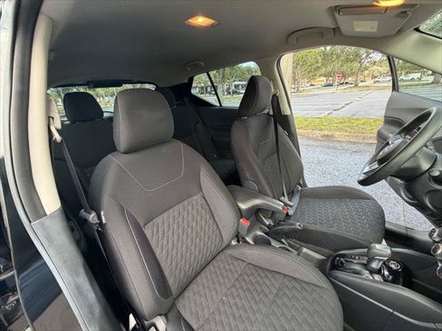 Used 2022 Nissan Kicks S FWD image 13