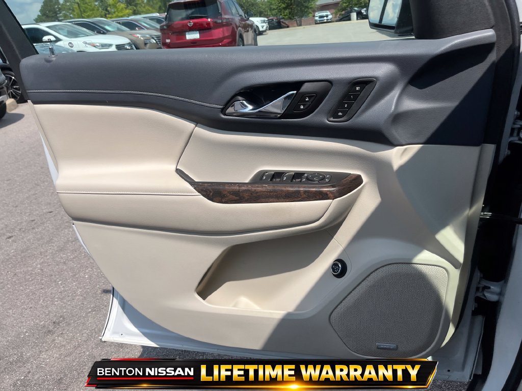 Used 2020 GMC Acadia Denali w/ Trailering Package AWD/4WD image 13