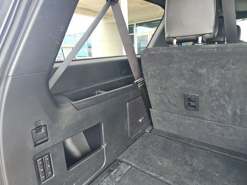 Used 2021 Ford Expedition Max Limited image 11