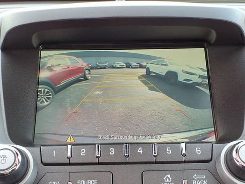 Used 2017 GMC Terrain SLE w/ Driver Alert Package I image 10