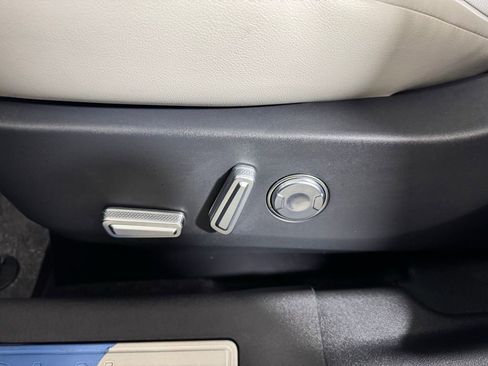 New 2026 Lincoln Nautilus Premier w/ Equipment Group 102A image 31