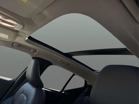 New 2026 Volvo XC40 B4 Plus w/ Protection Package Premier FWD image 21