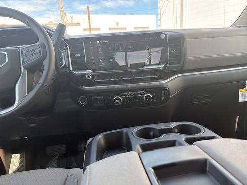 New 2026 GMC Sierra 1500 SLE w/ X31 Off-Road Package image 24