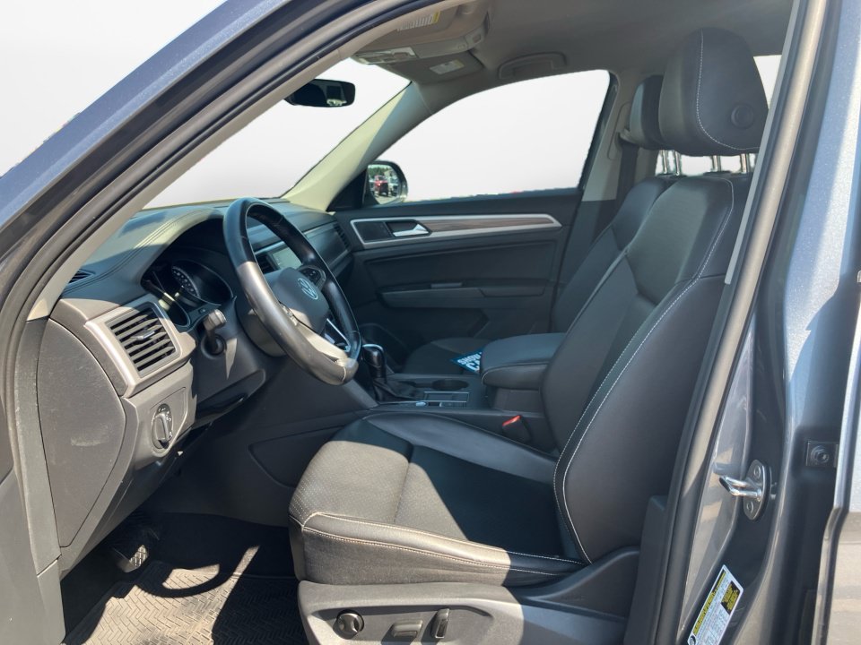 Used 2021 Volkswagen Atlas SE FWD image 11