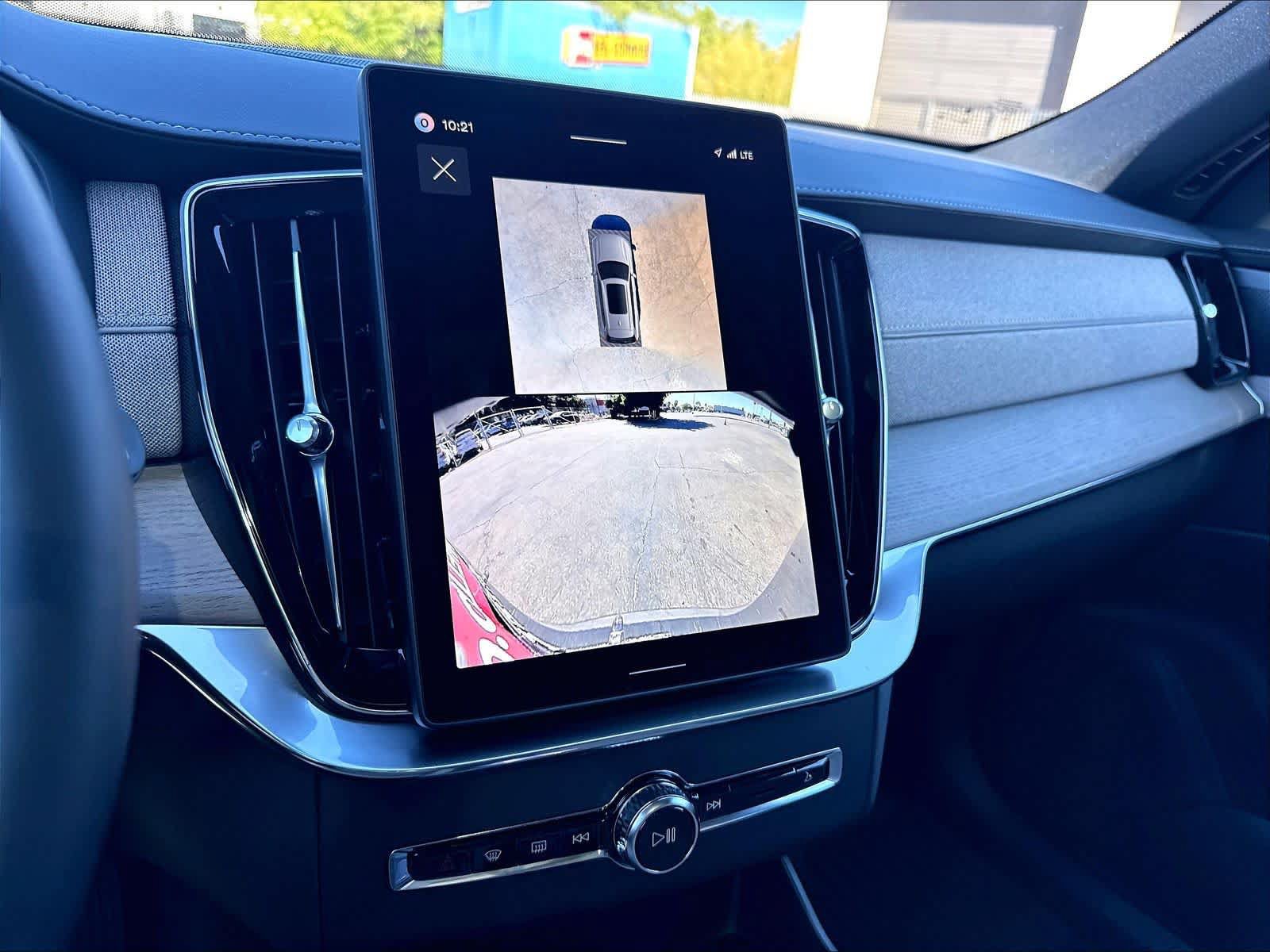 New 2027 Volvo XC90 B6 Plus AWD/4WD image 20