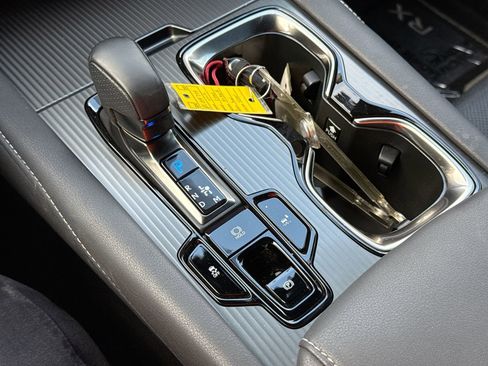 Used 2024 Lexus RX 500h F Sport w/ Cold Area Package image 21