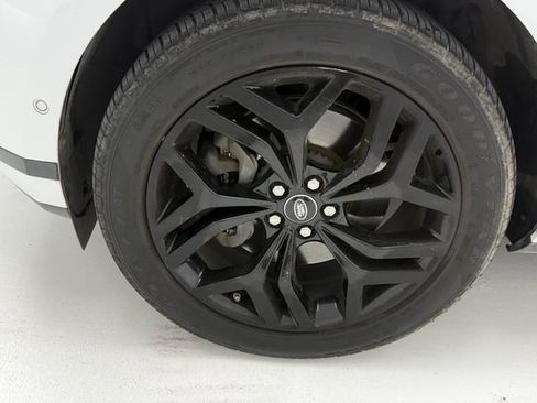 Used 2020 Land Rover Range Rover Evoque SE image 6