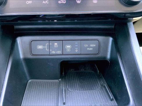 Used 2025 Hyundai Tucson SEL image 16