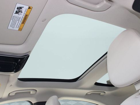 Used 2026 Mercedes-Benz E 350 Sedan image 24