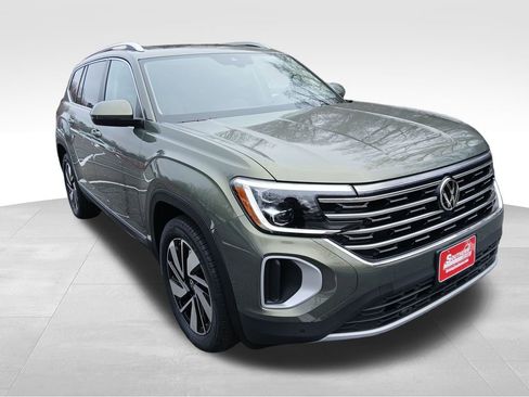 New 2026 Volkswagen Atlas SEL image 7