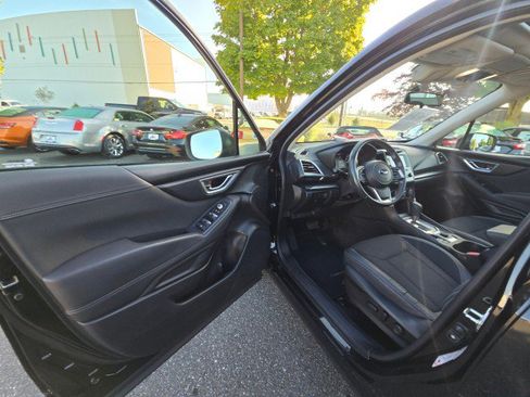 Used 2019 Subaru Forester Premium image 21