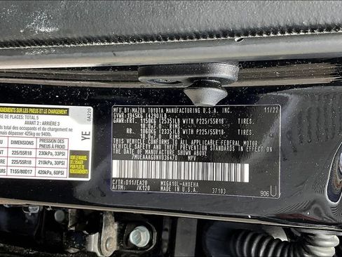 Used 2022 Toyota Corolla Cross XLE FWD image 18