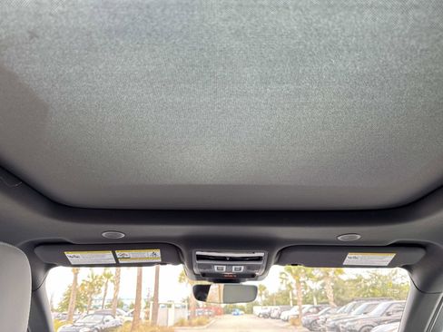 New 2026 Land Rover Range Rover Evoque S image 18