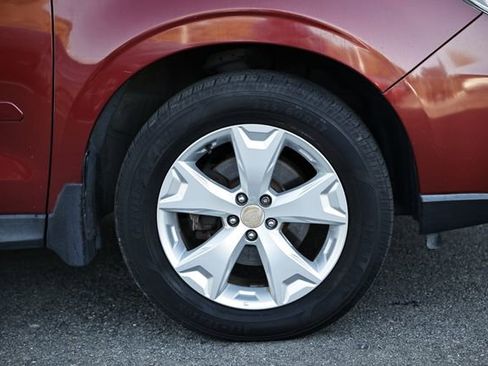 Used 2014 Subaru Forester 2.5i Touring image 4