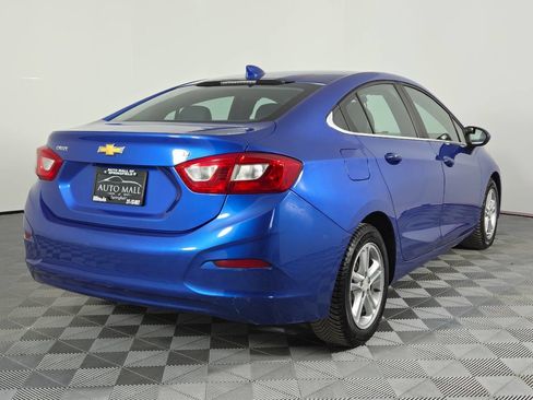 Used 2016 Chevrolet Cruze LT w/ Convenience Package FWD image 7