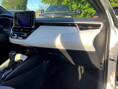 Used 2026 Toyota Corolla SE image 18