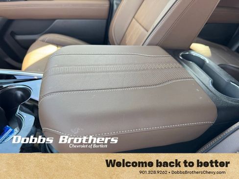 New 2026 Chevrolet Suburban High Country AWD/4WD image 19