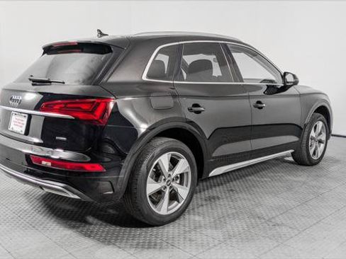 Used 2023 Audi Q5 2.0T Premium w/ Convenience Package AWD/4WD image 8