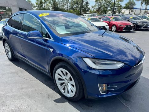 Used 2020 Tesla Model X Long Range AWD/4WD image 7