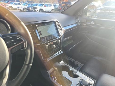 Certified 2020 Jeep Grand Cherokee Overland AWD/4WD image 27