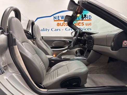 Used 2000 Porsche Boxster S RWD image 19