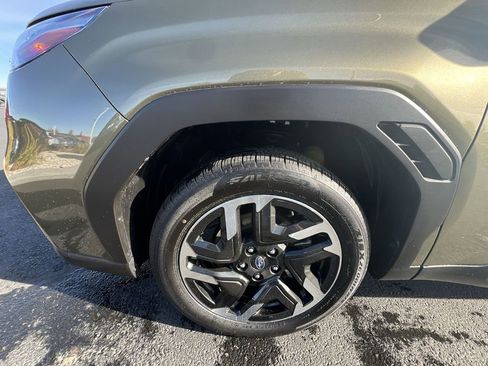 Certified 2025 Subaru Forester Limited image 34